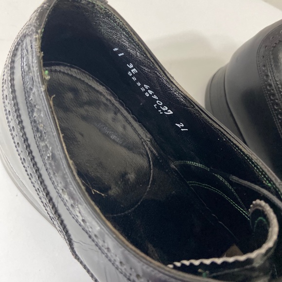1987 Black Wingtips Florsheim Imperial Size 11 main image 5